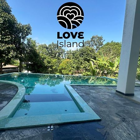 Love Island 갈레 외부 사진
